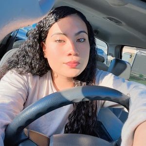 Meet your Posher, Marlana